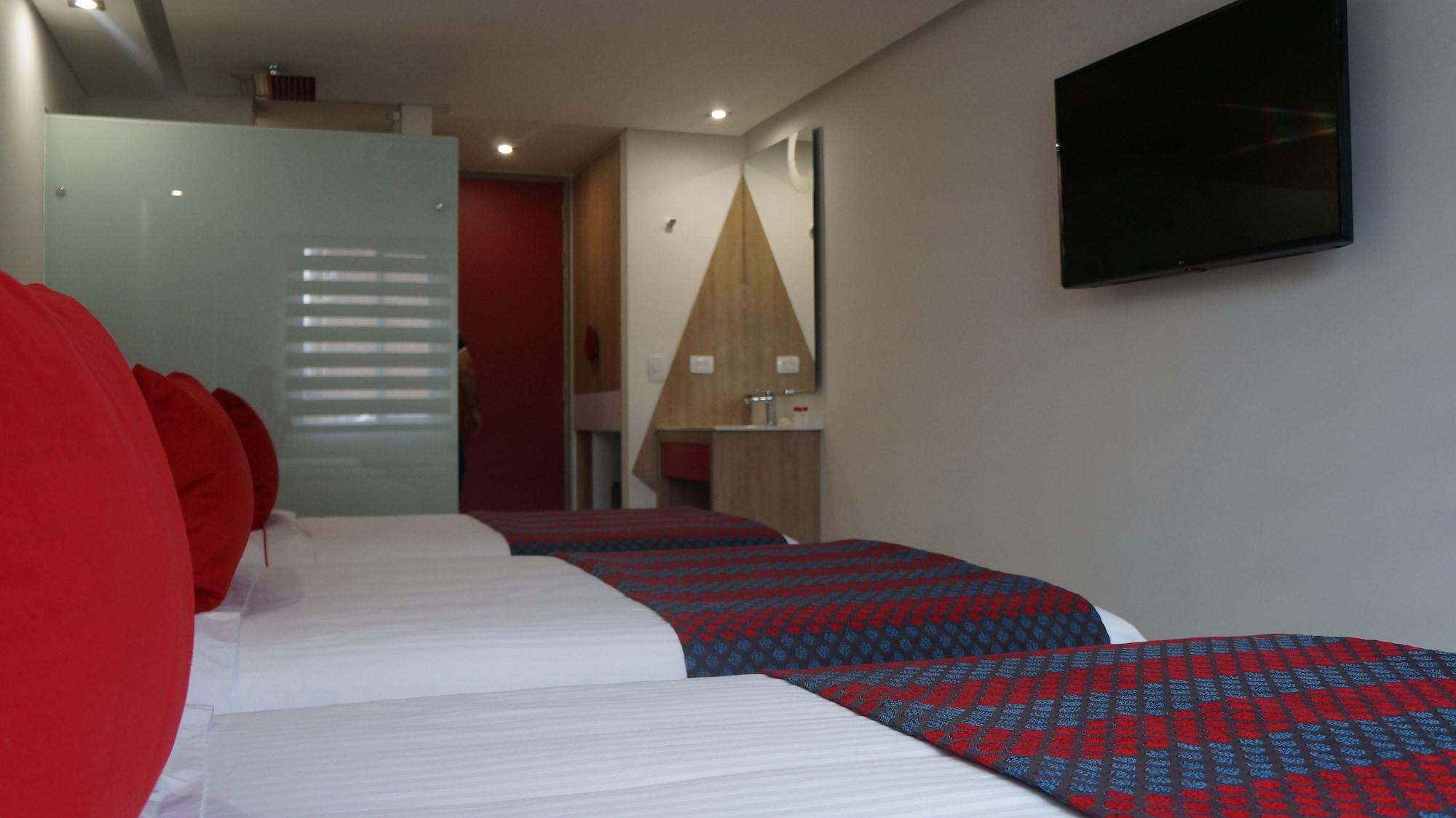 Obo Hotel Medellin Ngoại thất bức ảnh