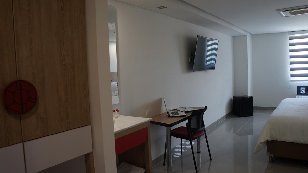 Obo Hotel Medellin Ngoại thất bức ảnh